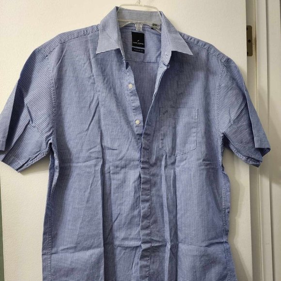 Mens buttoned shirt - Picture 10 of 10